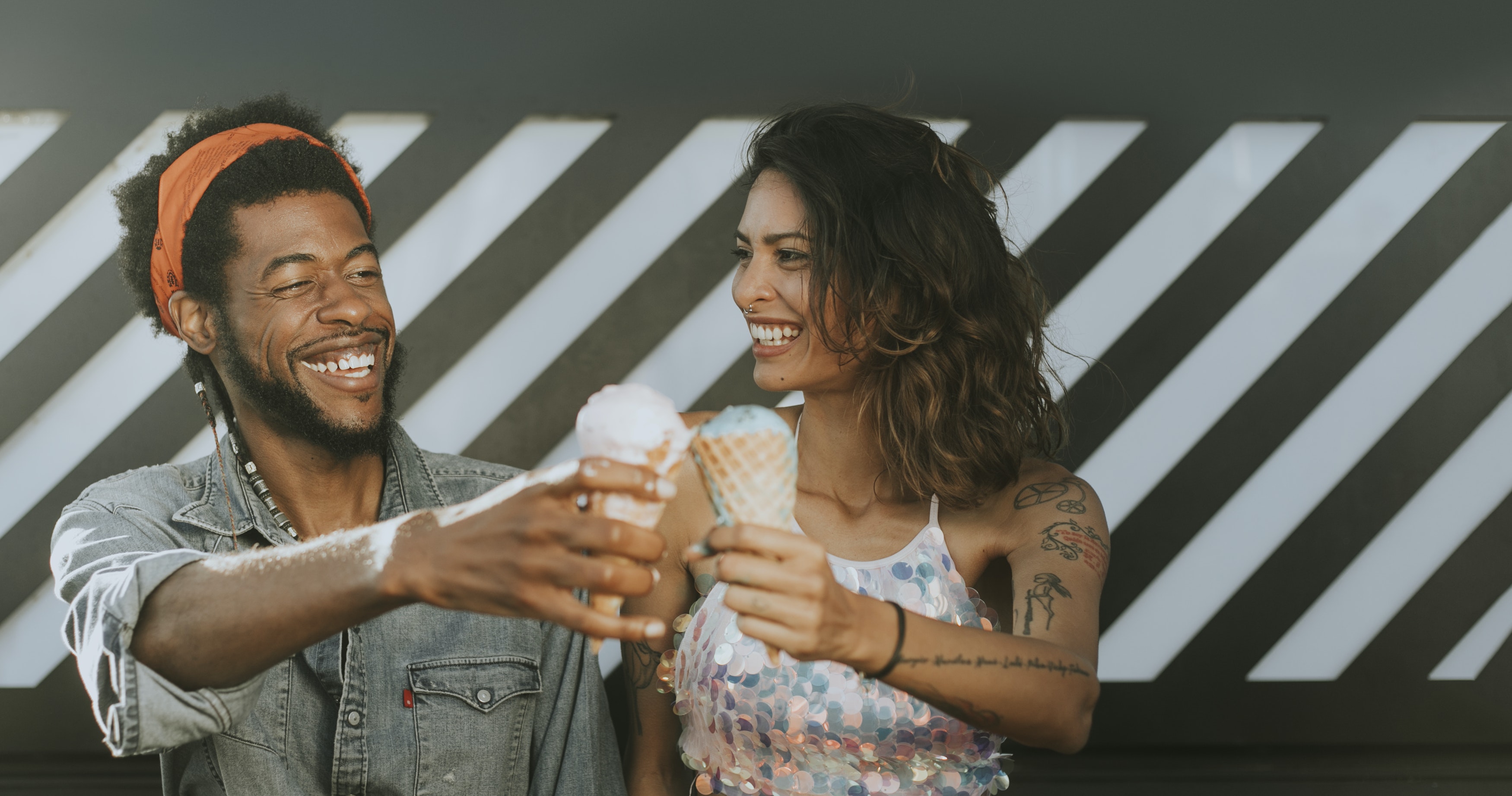 Spending your first Valentine’s day together can be incredibly exciting, but it can also be a bit stressful. If you’ve recently started dating your partner, you may feel pressured to find the perfect present for them. You may not want to overwhelm them with an extravagant present that is too much yet you don’t want to seem like you didn’t put any thought into their Valentine’s gifts either. It’s important to remember gifts don’t need to be expensive, as this Valentine’s is really about honoring your love and appreciation for one another. There are many ways to honor and celebrate the love you have for each other without it costing too much on your wallet either! Great Valentine’s present ideas are tokens of appreciation or those that are meaningful and personal. If you’re still unsure what to get your new love, here are a few thoughtful present ideas that your partner may appreciate to make your first romantic Valentine’s together memorable.